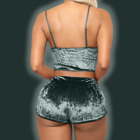 2 Sets of Women's 2 piece Pajama Nightwear. Black Silver 4pcs - Picture 3 of 5